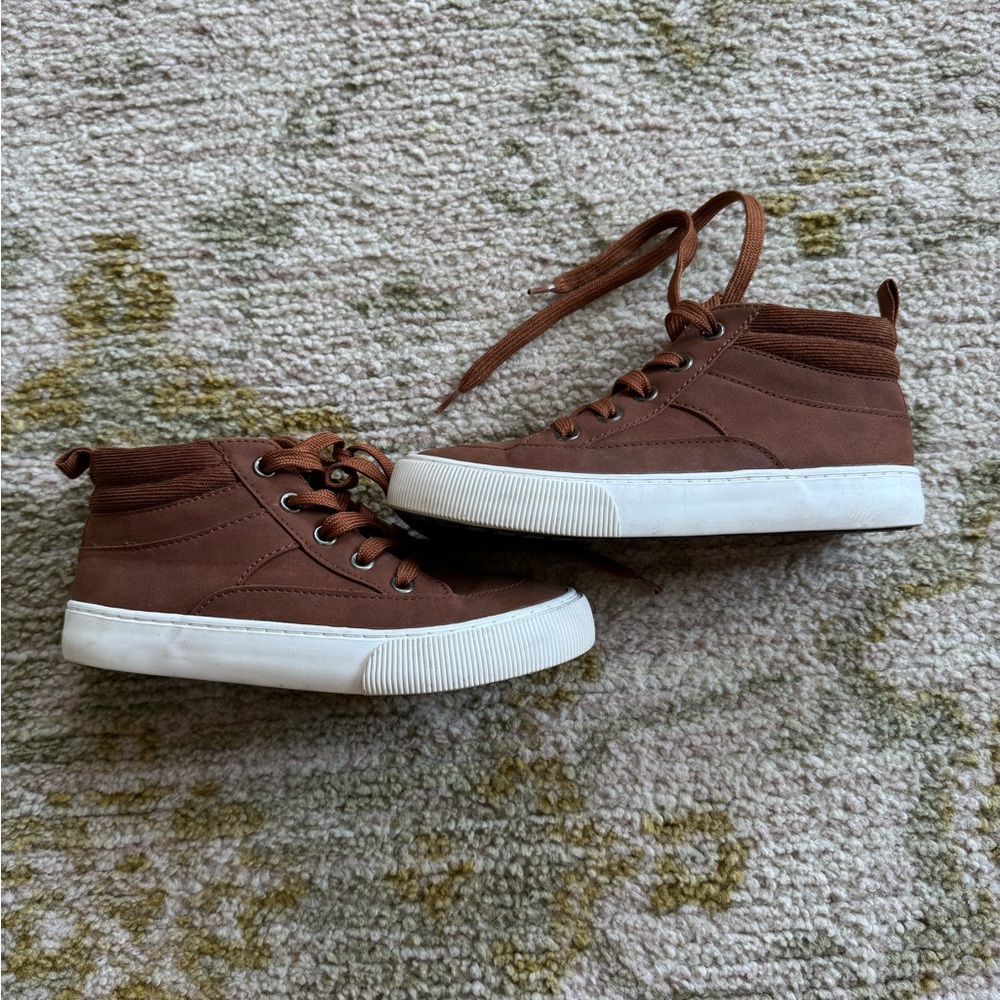 Cat & Jack boots